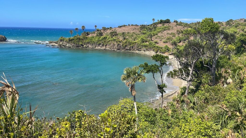 Private Tour to the Beaches of Your Choice (Playa dorada,Cosita Rica, Costambar & Cofresi) – Amber Cove & Taino Bay 3