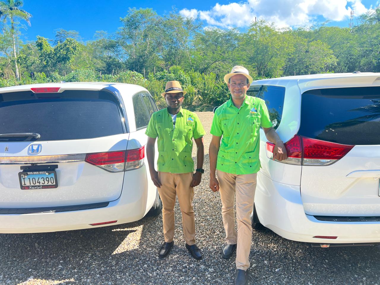 Enma Tours CEO & Vehicle